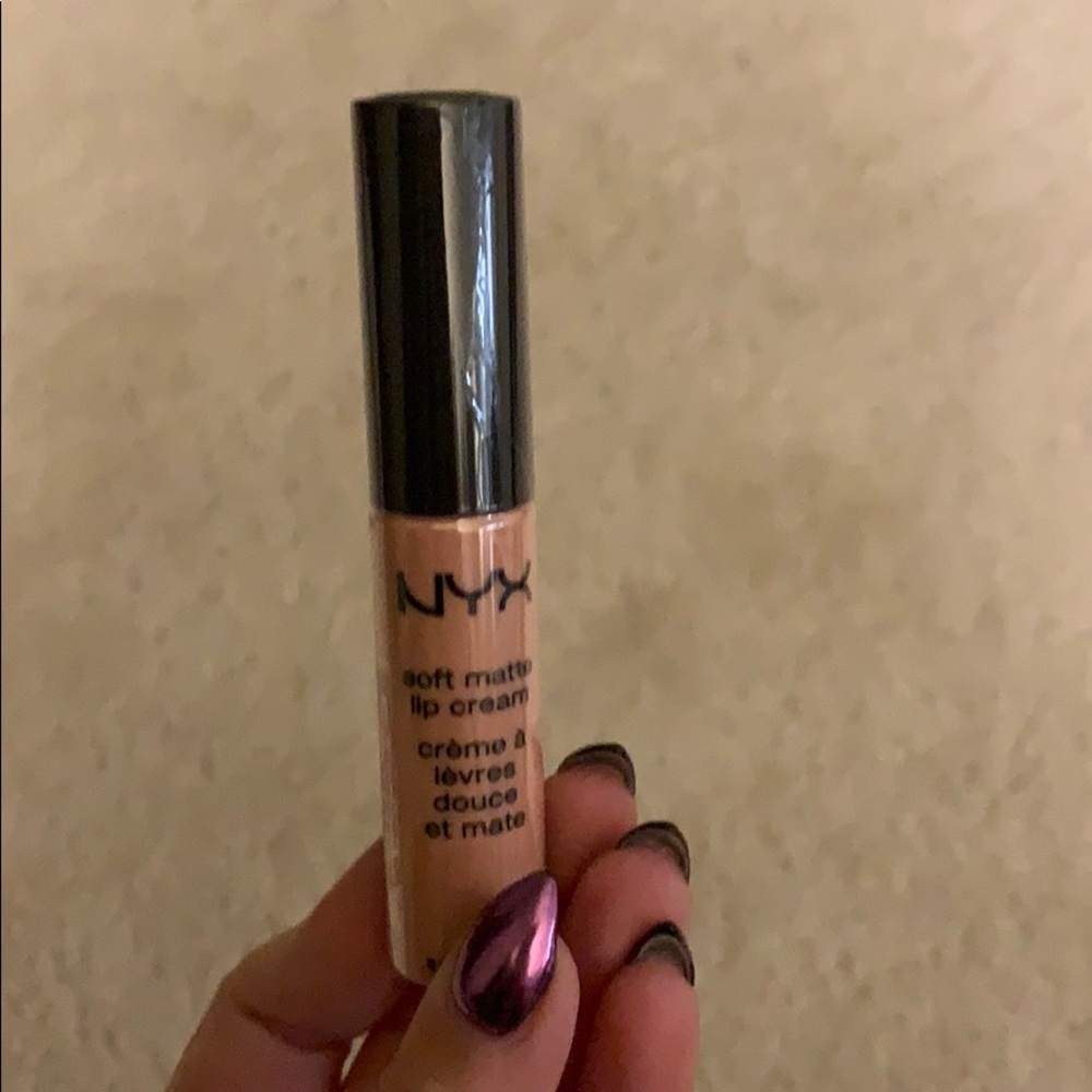 Lipstick